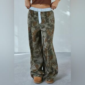 Urban Outfitters Avril Boxer Pants